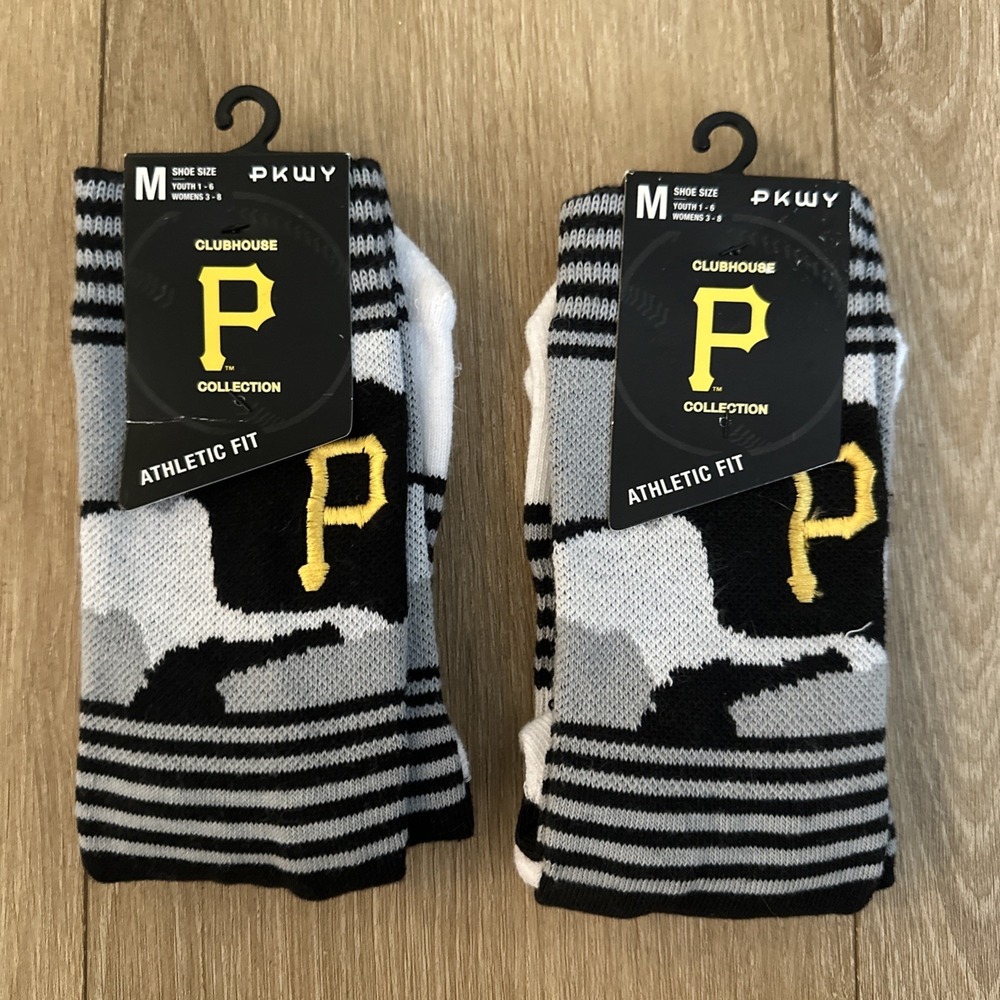 Pittsburgh Pirates Buccos‎ MLB Camo Crew Socks 2 Pr Athletic Med Y1-6,W3-8 NEW